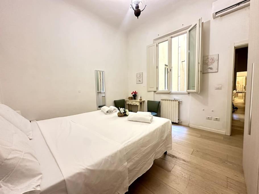 Comfortable House In Centro Storico Флоренция Экстерьер фото